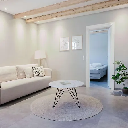 Elegant Private In The Heart Of Am *