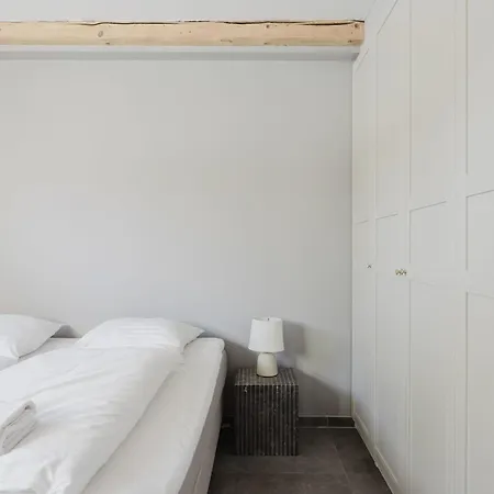 Elegant Private In The Heart Of Am *
