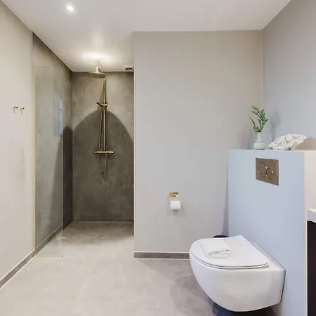 Elegant Private In The Heart Of Am